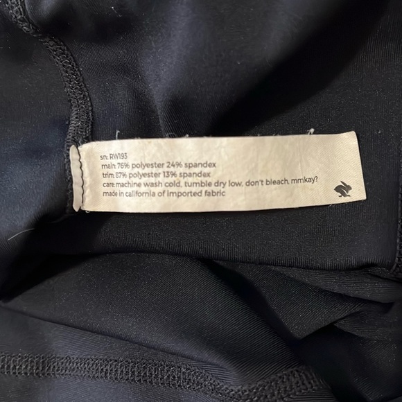 Rabbit Leggy 4” Short Black Medium - Picture 7 of 13